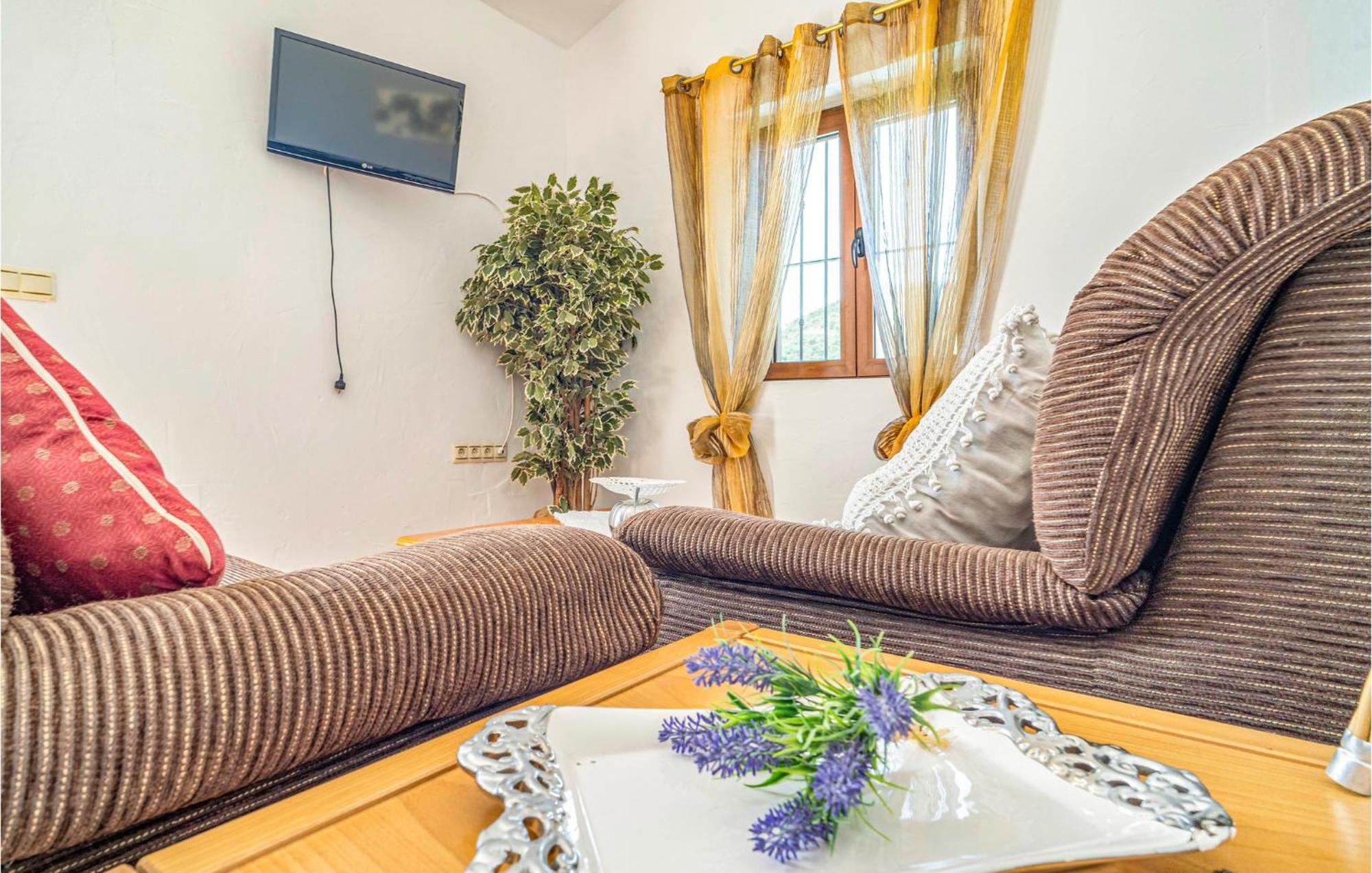 Gorgeous Home In Cajiz With Wifi Cajís Kültér fotó
